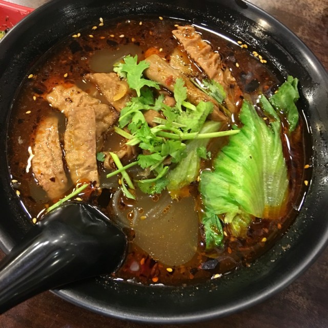 肥腸酸辣粉
