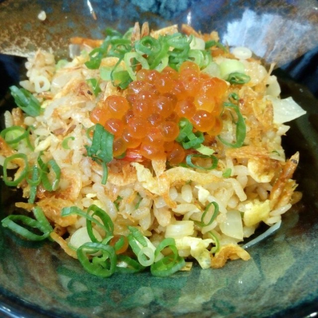 XO醬櫻花蝦鮭魚炒飯