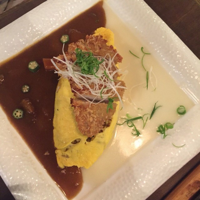 吉列豚肉蛋包飯