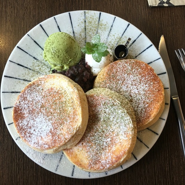 紅豆抹茶麻糬鬆餅