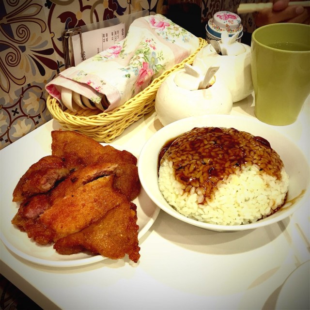 三哥排骨菜飯