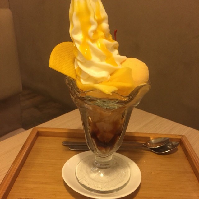 Mango Sundae