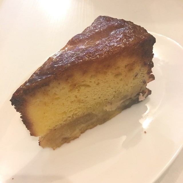 Apple cake 