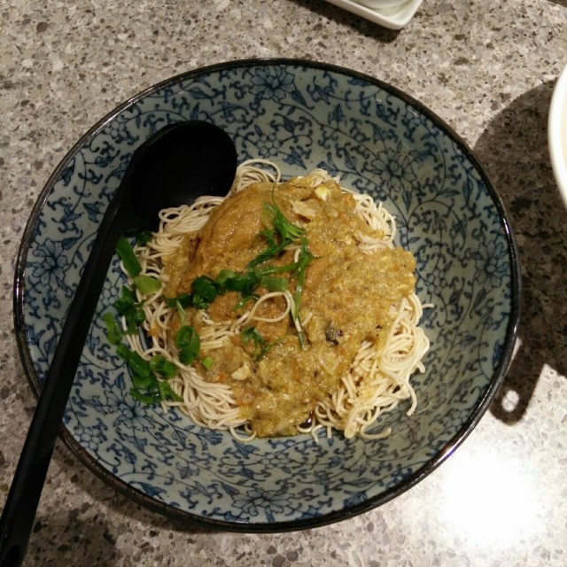 一品海膽蟹粉拌麵