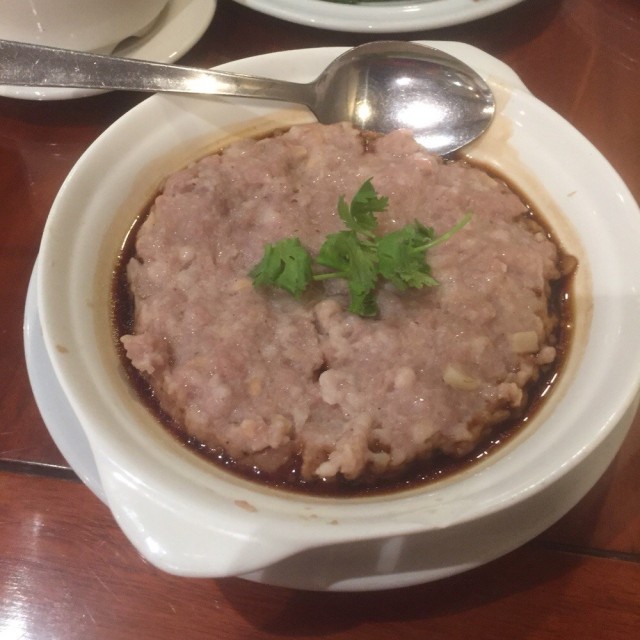 Steamed Hand-chopped Minced Pork with Water Chestnut