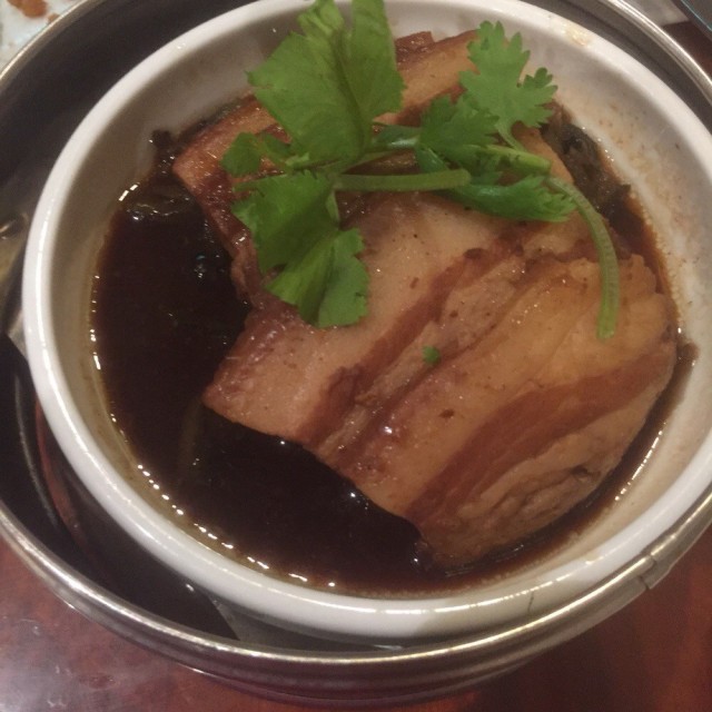 Braised Pork with Mui Choy Bun