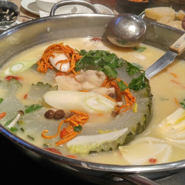 金屋藏嬌，個名真係型，男士至愛