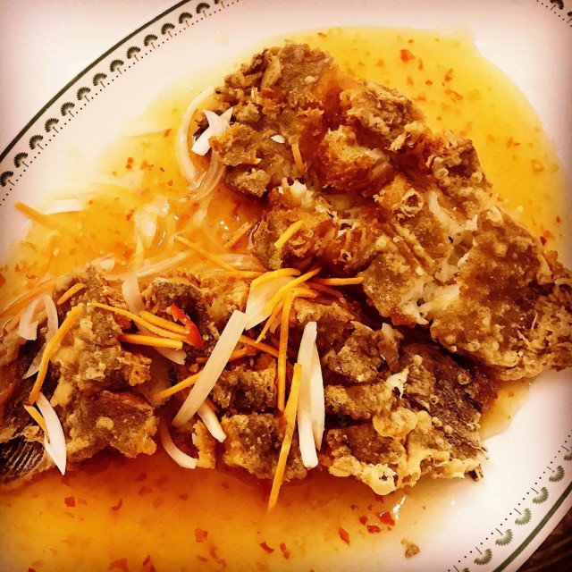 Crispy Fried Halibut Cod Fish in Thai Style (泰式酱炸扁雪鱼)