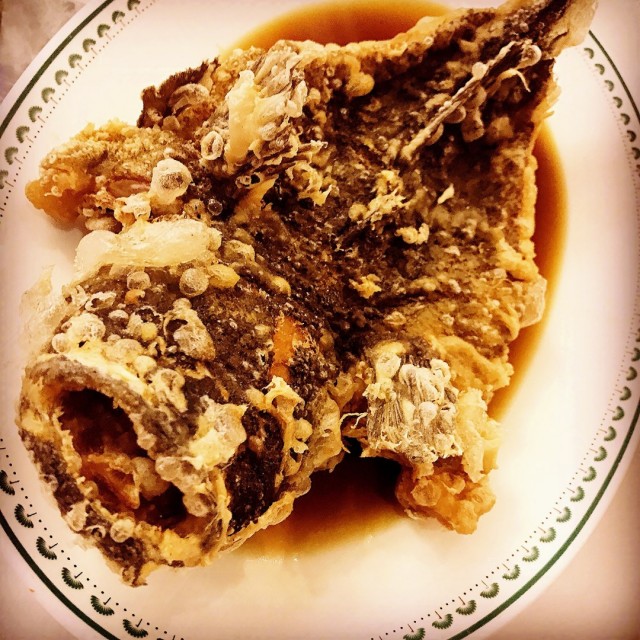 Deep-Fried Soon Hock with Superior Soya Sauce (油浸顺壳鱼)