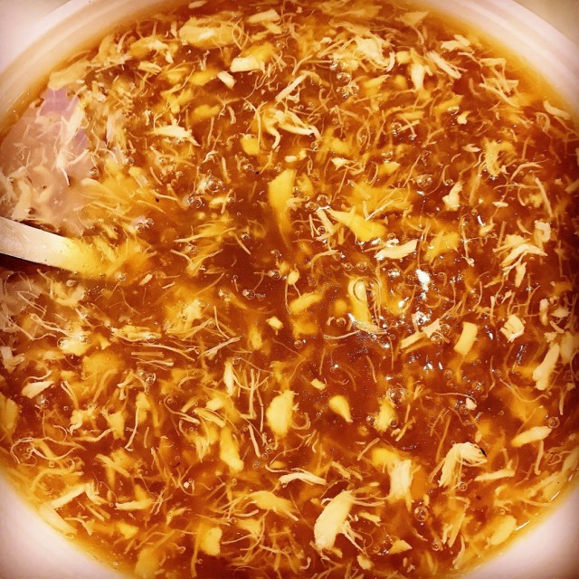Shark's Fin Soup with Crabmeat (干贝蟹肉鱼翅）