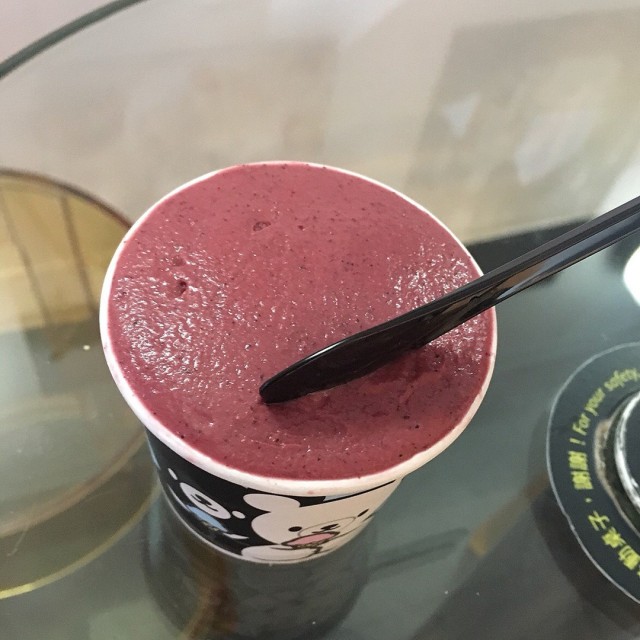 覆盆子優格藍莓義式冰淇淋
