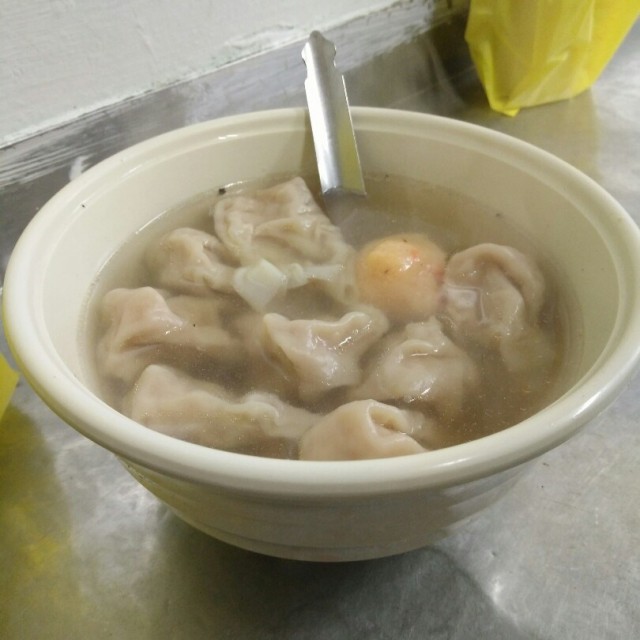餛飩湯