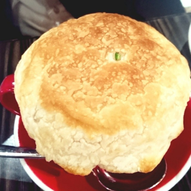 酥皮龍蝦湯
