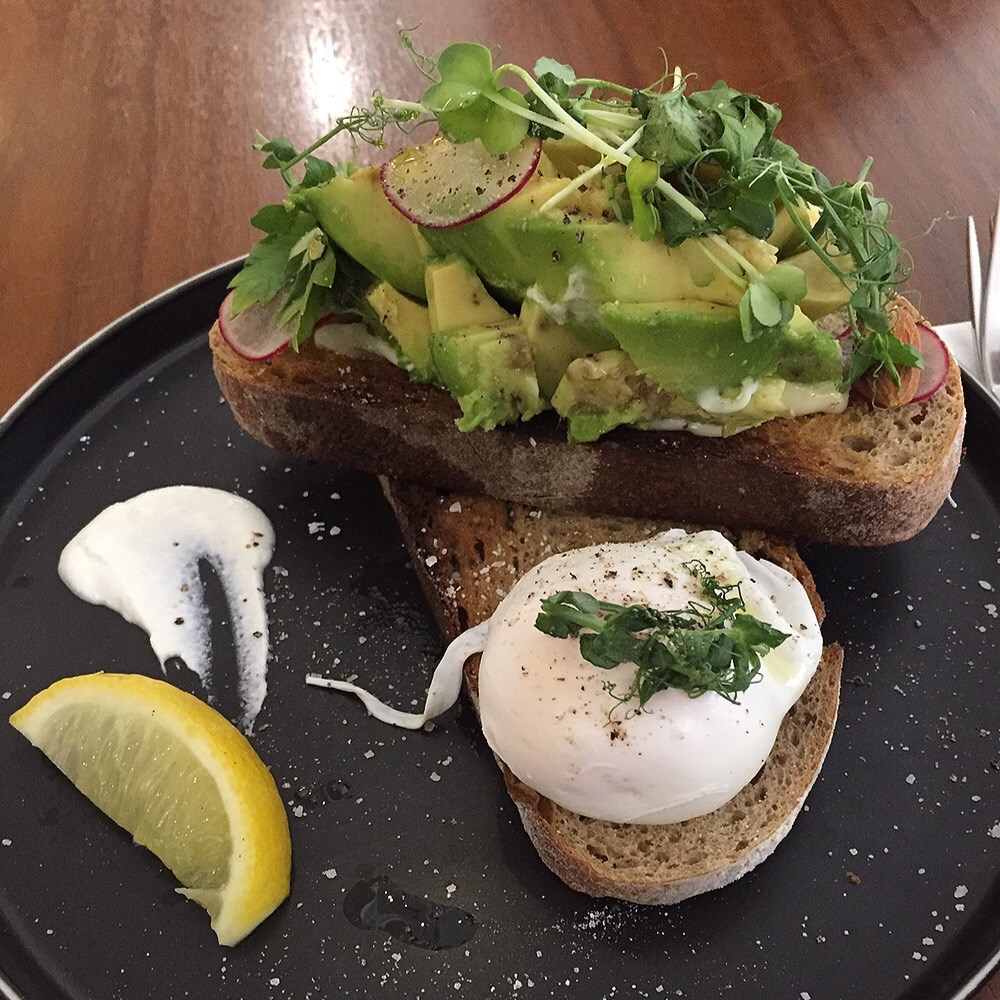 avocado on toast w/ poached egg $128