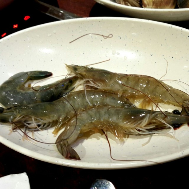 波士頓龍蝦·刺身蒸鍋全包宴（四位用） 內包四位茶芥加一服務費。#中菜 #港式 #晚餐 #蒸氣火鍋