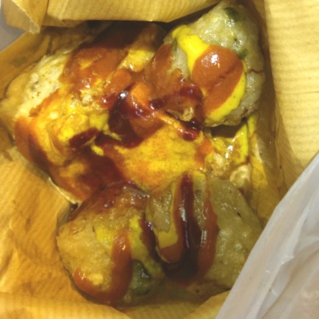 煎酿五宝(炸豆腐,炸鱼蛋)十元五粒