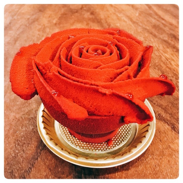 La Rose Cake 