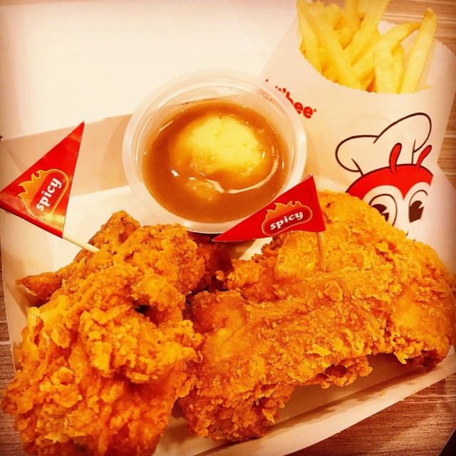 2pcs Spicy Chickenjoy with Jolly Fries & Mashed Potato 