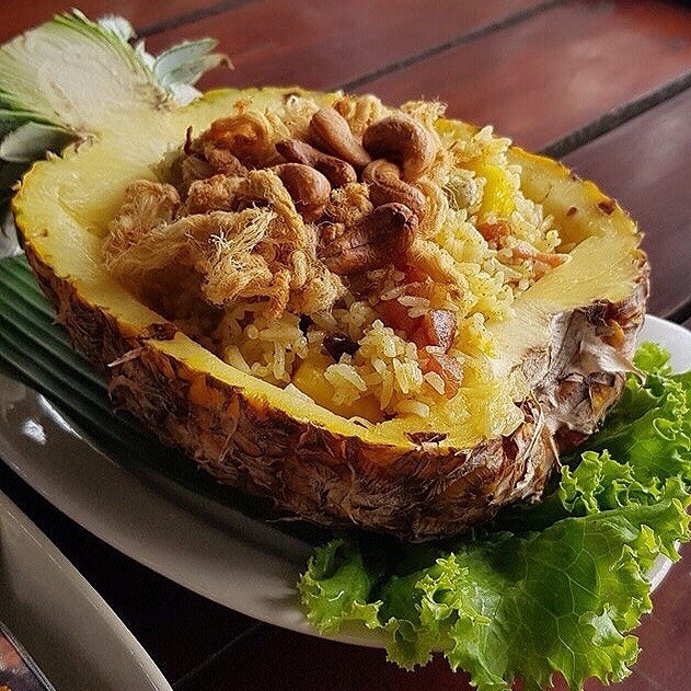 Pineapple fried rice