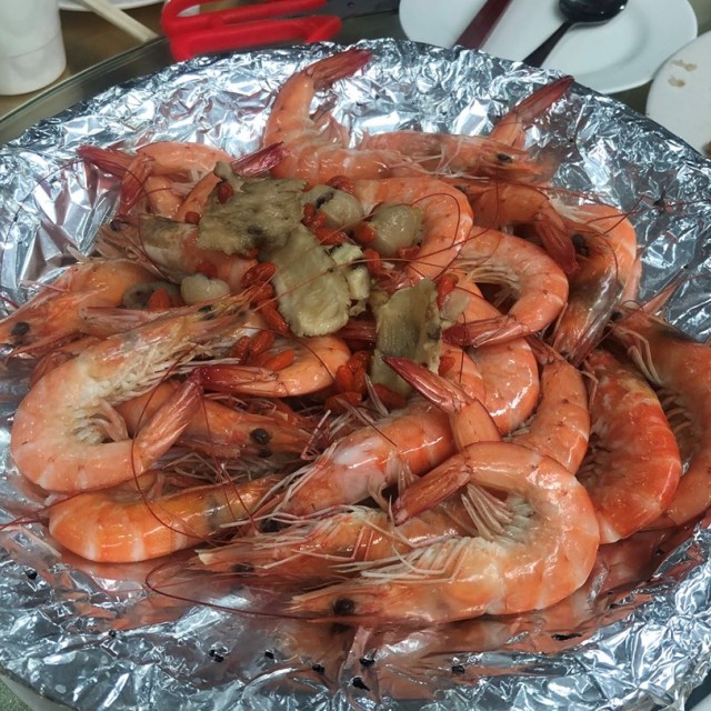 個蝦味唔錯， 不過下底藥材味蒸得不足