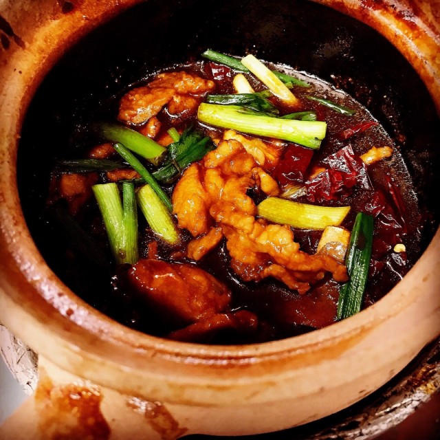 Claypot Gong Bao Crocodile Meat (砂煲宫保鳄鱼肉)