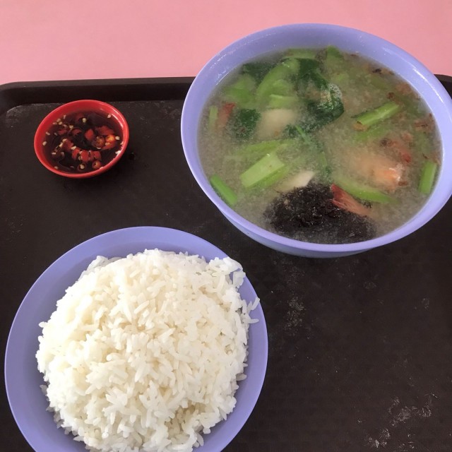Seafood Soup (海鲜汤)
