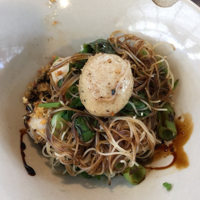 เส้นหมี่แห้งเนื้อน้ำตก