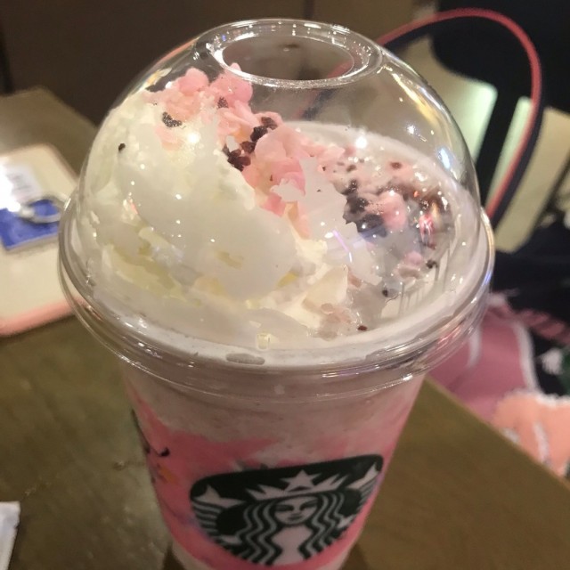 Azuki Creme Blossom