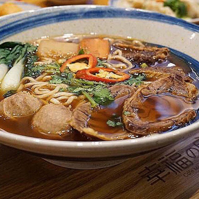 三盛紅燒牛肉麵