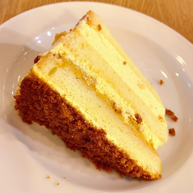 Mango Passion Fruit Cake