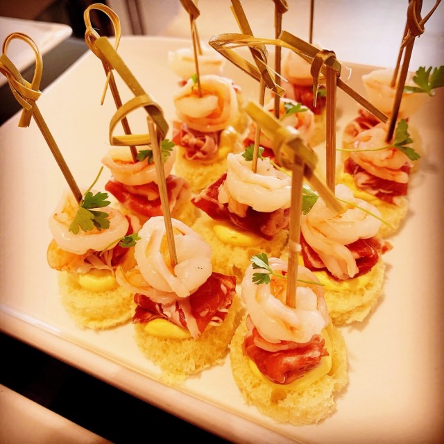 Surf & Turf (Prawn, Spanish Ham & Passionfruit)